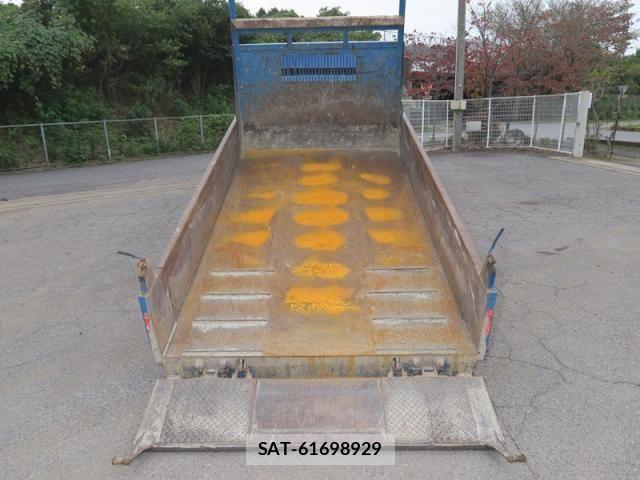 Hino DUTRO 2015-06 1824068-10