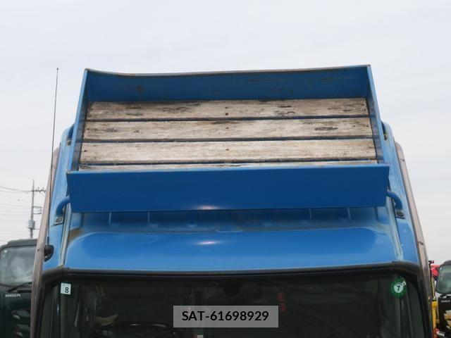 Hino DUTRO 2015-06 1824068-15