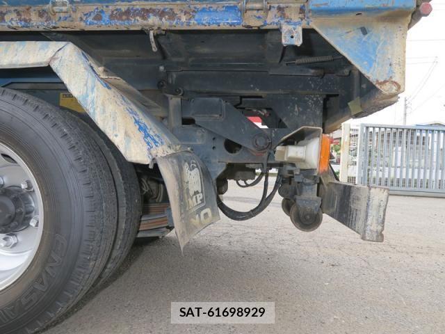 Hino DUTRO 2015-06 1824068-21