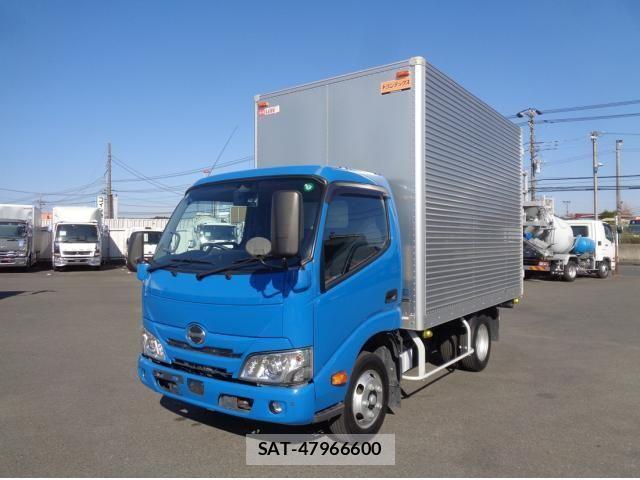 Hino DUTRO 2022-01 1824063-1