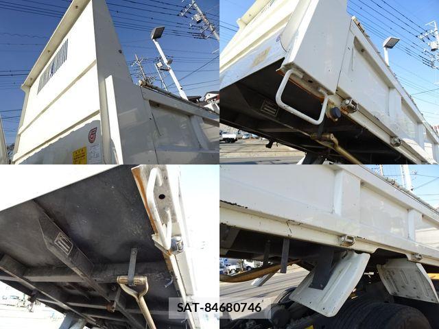 Hino DUTRO 2015-03 1903558-4