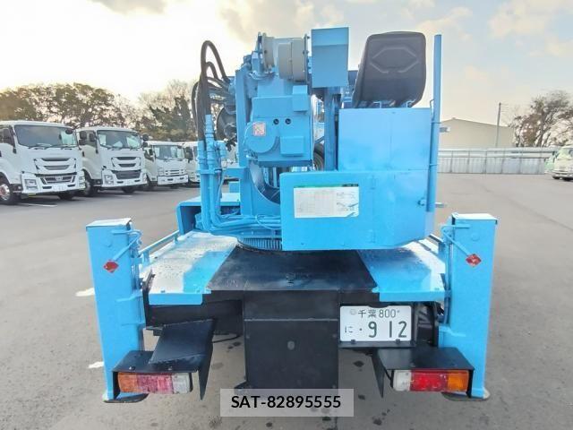 Hino DUTRO 2015-03 1931660-4
