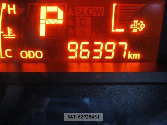 Hino DUTRO 2018-10 2008444-16
