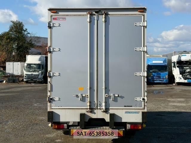 Hino DUTRO 2014-09 2008439-6