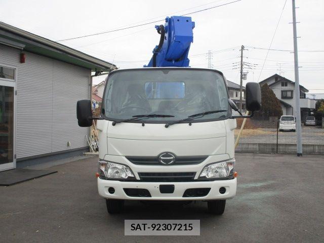 Hino DUTRO 2016-08 2008432-6