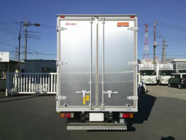 Hino DUTRO 2022-06 2018155-5