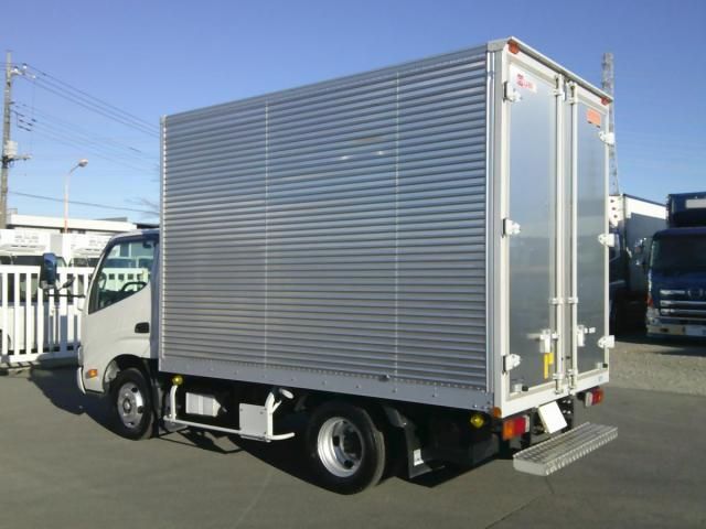 Hino DUTRO 2022-06 2018155-6