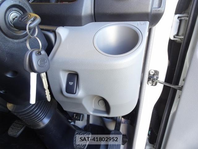 Hino DUTRO 2024-02 2078639-21