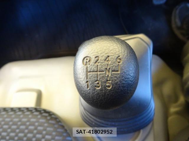 Hino DUTRO 2024-02 2078639-22
