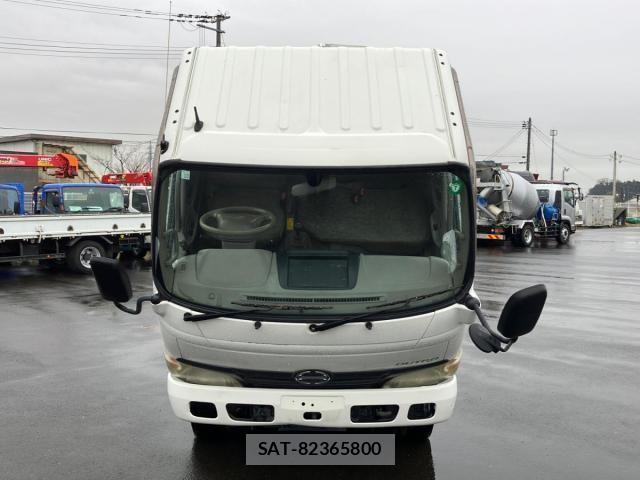 Hino DUTRO 2009-10 2078705-23