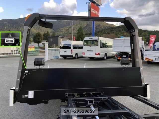 Hino DUTRO 2025-04 2078612-23