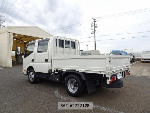 Hino DUTRO 2023-12 2078675-3