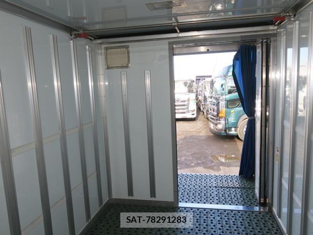 Hino DUTRO 2018-04 2208296-9