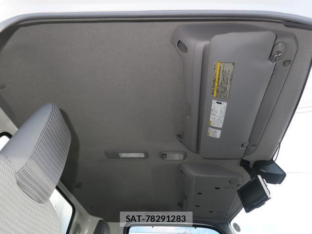 Hino DUTRO 2018-04 2208296-22