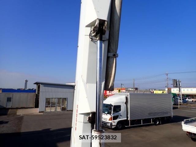 Hino DUTRO 2013-05 2208300-28