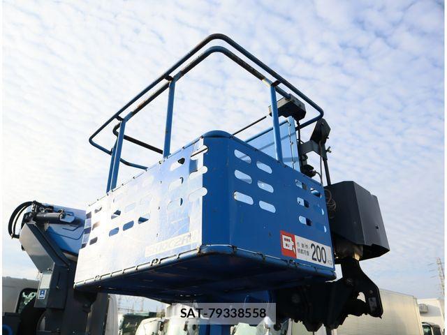 Hino DUTRO 2020-01 2208293-11