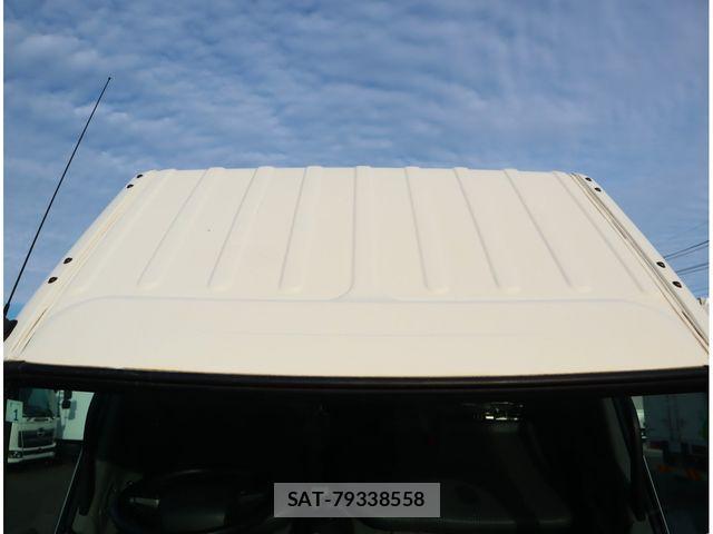Hino DUTRO 2020-01 2208293-27