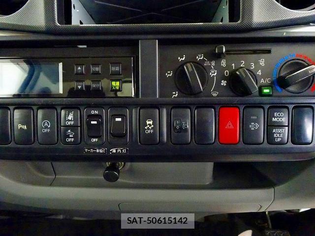 Hino DUTRO 2020-08 2316260-11