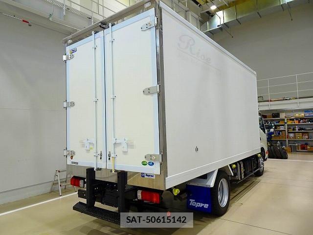 Hino DUTRO 2020-08 2316260-2