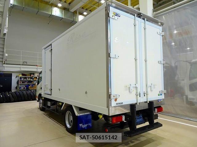 Hino DUTRO 2020-08 2316260-3