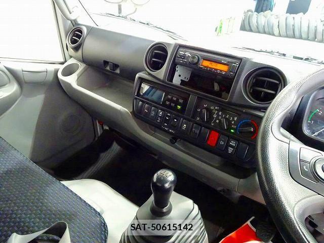 Hino DUTRO 2020-08 2316260-8