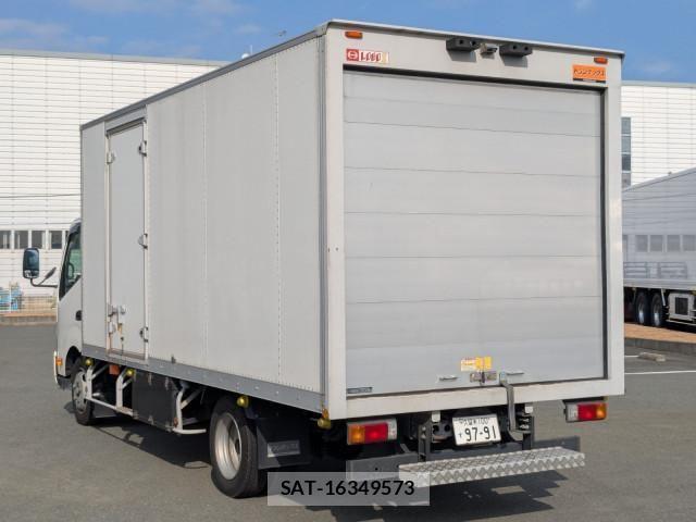 Hino DUTRO 2020-07 2316271-3