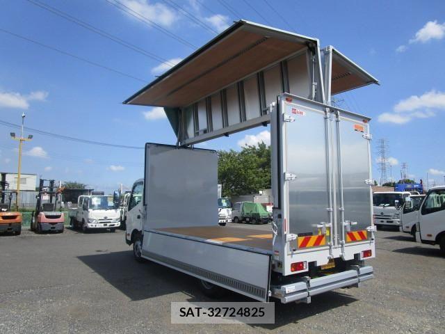 Hino DUTRO 2025-01 2316232-8