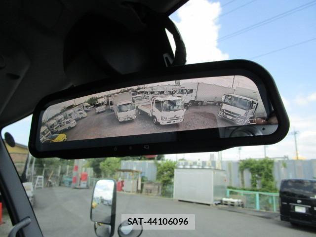 Hino DUTRO 2024-09 2316230-22