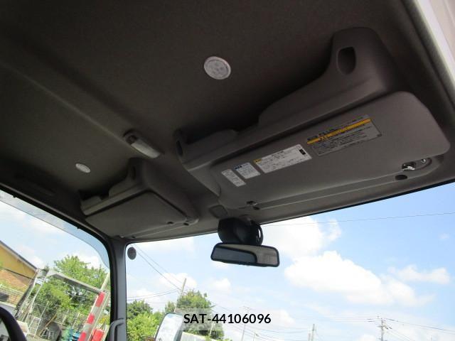 Hino DUTRO 2024-09 2316230-24