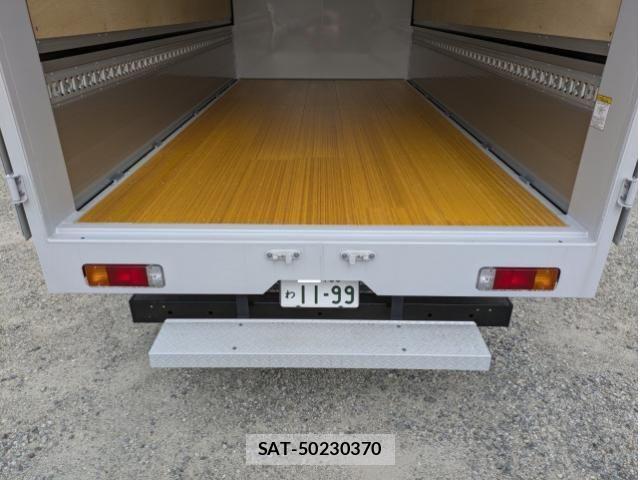 Hino DUTRO 2025-02 2316239-12