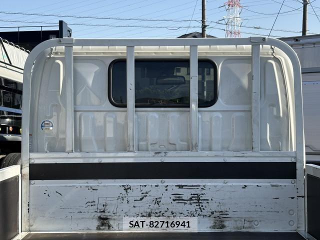 Hino DUTRO 2019-11 2316272-12