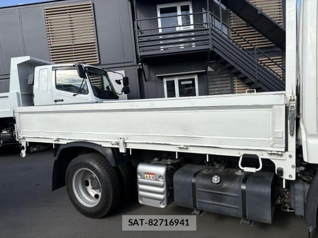 Hino DUTRO 2019-11 2316272-5