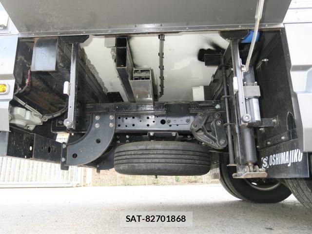 Hino DUTRO 2017-06 2316257-25