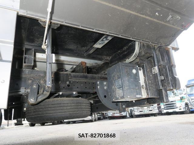 Hino DUTRO 2017-06 2316257-26