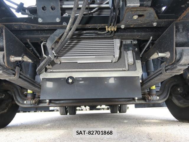 Hino DUTRO 2017-06 2316257-28