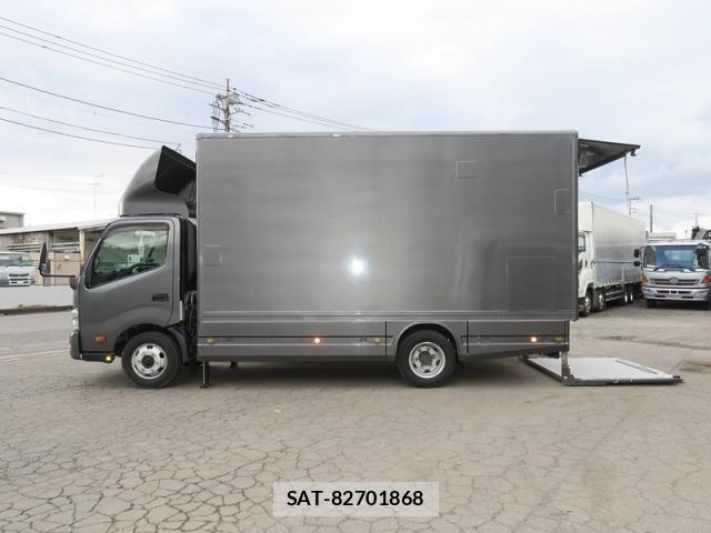 Hino DUTRO 2017-06 2316257-8