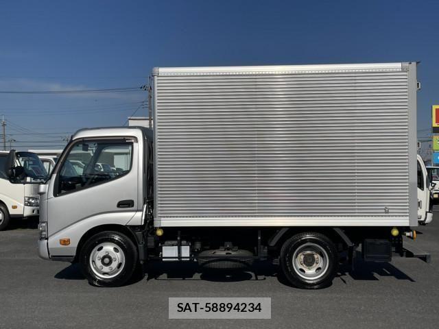 Hino DUTRO 2020-07 2316266-9