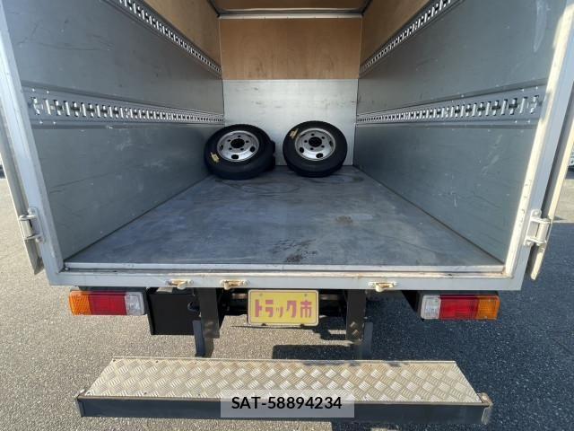 Hino DUTRO 2020-07 2316266-15