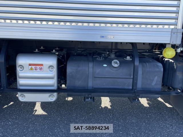 Hino DUTRO 2020-07 2316266-17