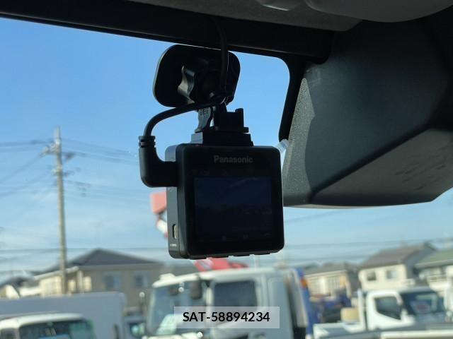 Hino DUTRO 2020-07 2316266-23