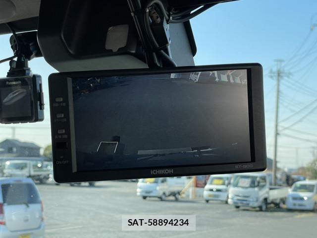 Hino DUTRO 2020-07 2316266-24