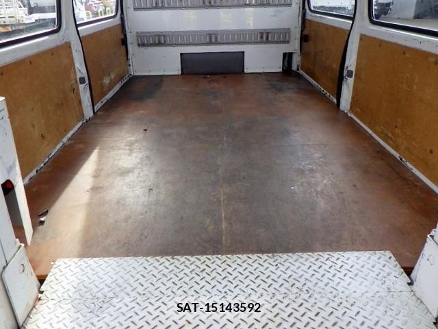 Hino DUTRO 2018-08 2316284-11