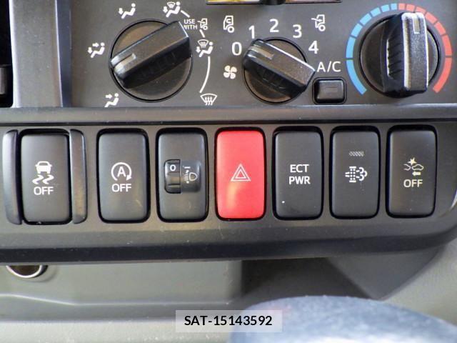 Hino DUTRO 2018-08 2316284-21