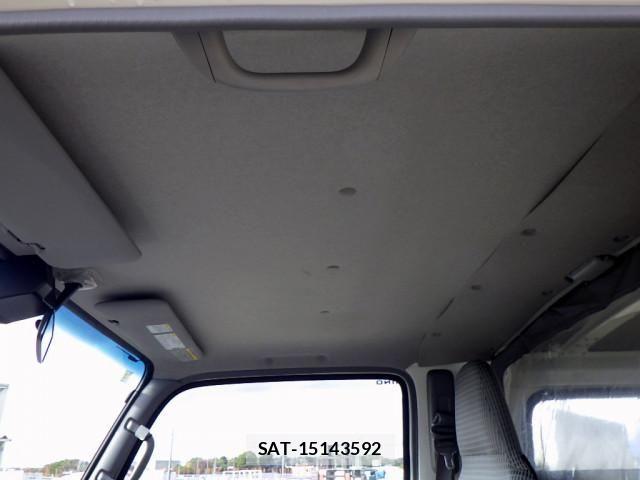 Hino DUTRO 2018-08 2316284-25