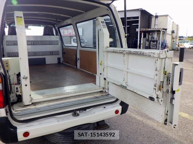 Hino DUTRO 2018-08 2316284-7