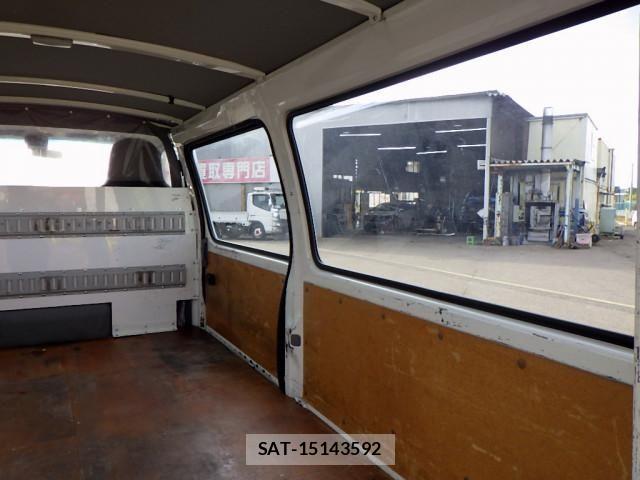 Hino DUTRO 2018-08 2316284-8