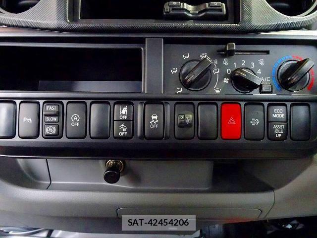 Hino DUTRO 2025-05 2316256-10