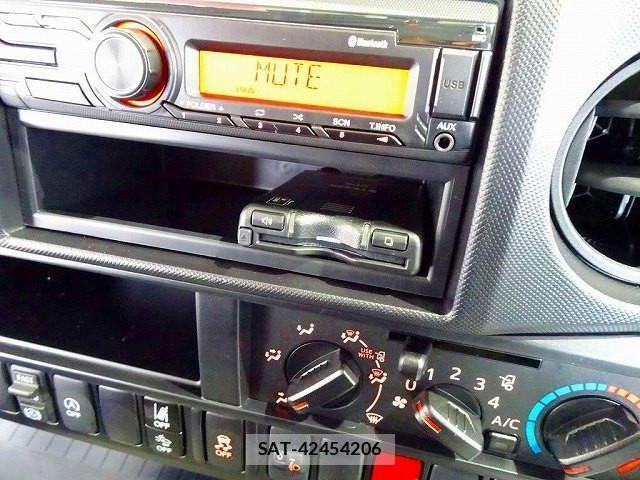 Hino DUTRO 2025-05 2316256-12