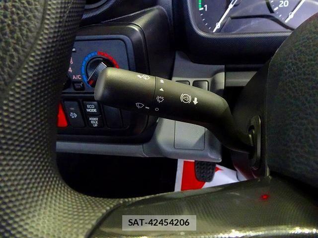 Hino DUTRO 2025-05 2316256-19