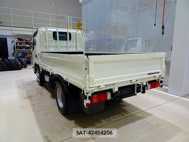 Hino DUTRO 2025-05 2316256-3